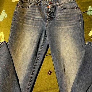 Women’s jeans